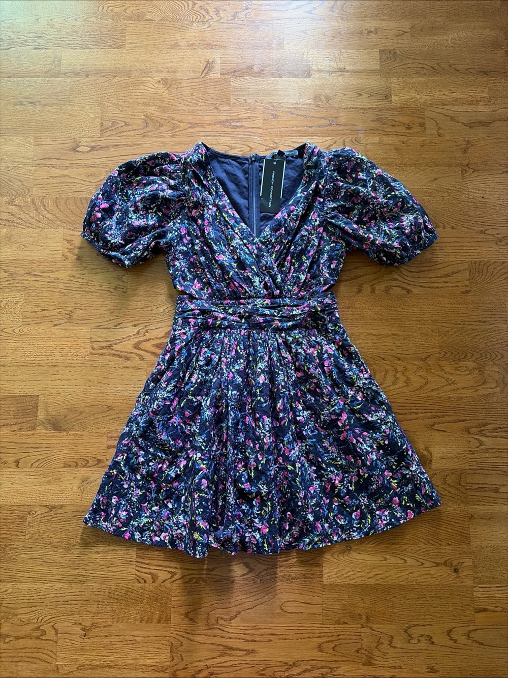 NWT French Connection Dress Navy Blue Eyelet Floral Pink Puff Sleeve Cutout Mini
